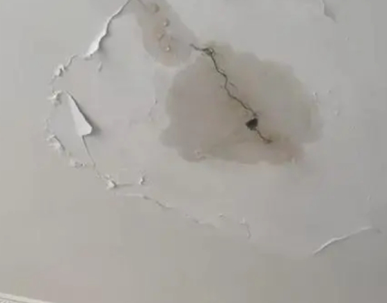 景泰阳台漏水维修公司分享下屋面防水工程质量问题原因分析